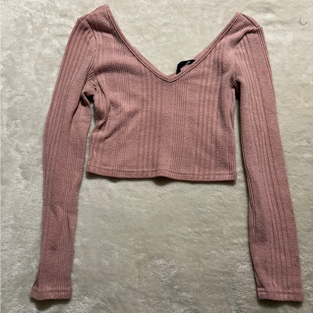 Shein women’s cropped sweater shirt